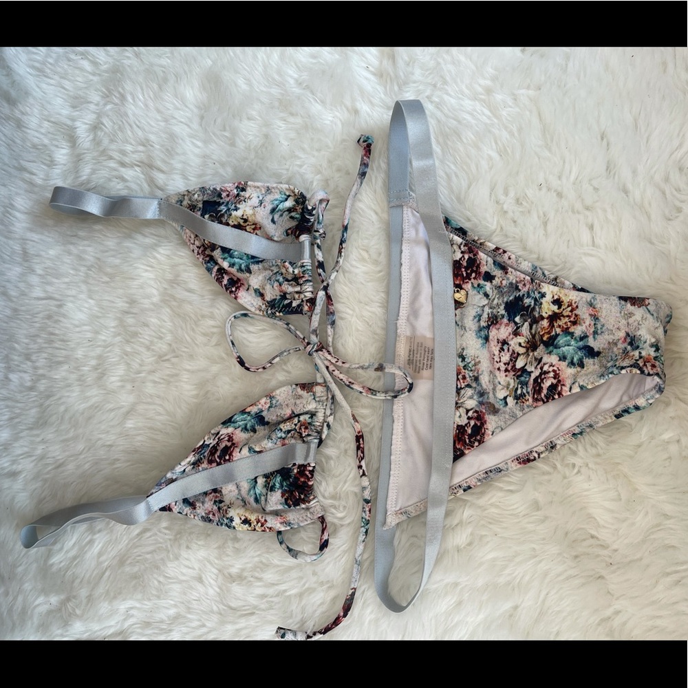 GORGEOUS FLORAL XS BIKINI FROM AMORE AND SORVETTE